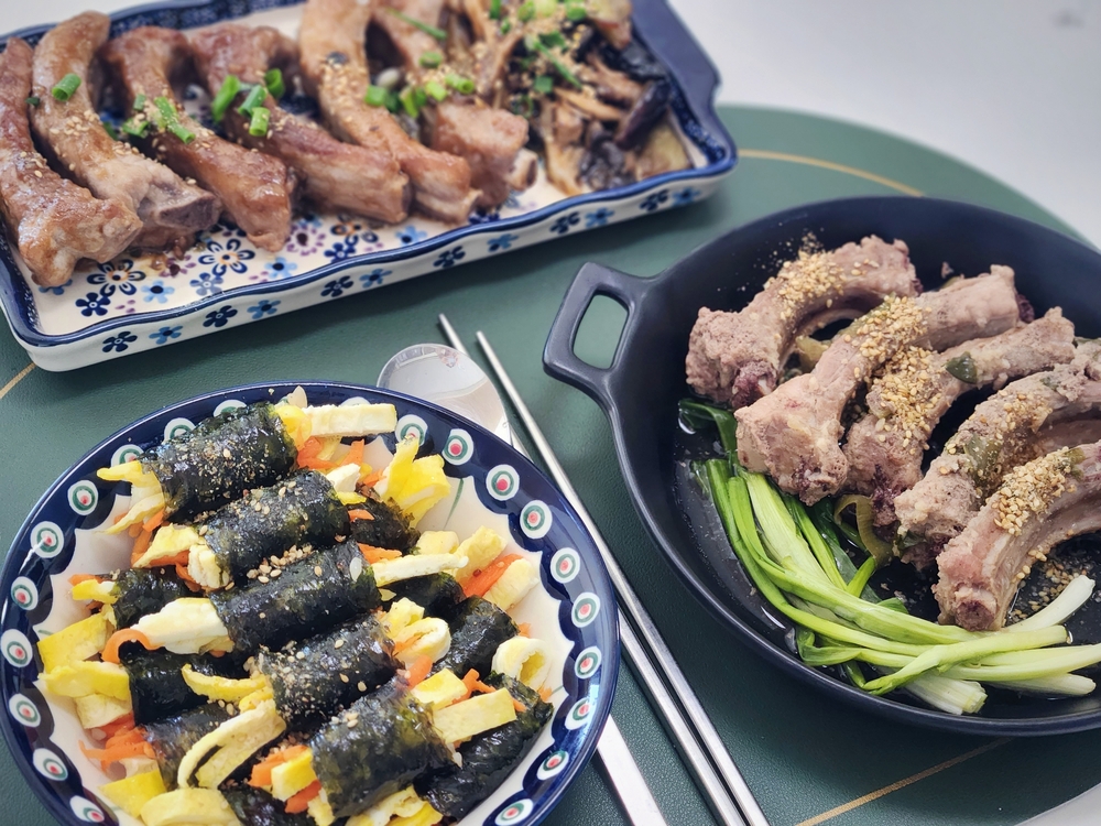 10 등갈비 요리와 당근라페 김밥