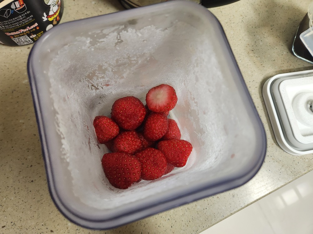 2 딸기 위스키 만들기